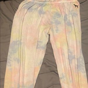 tie dye sweat pants, pink, blue, yellow, white